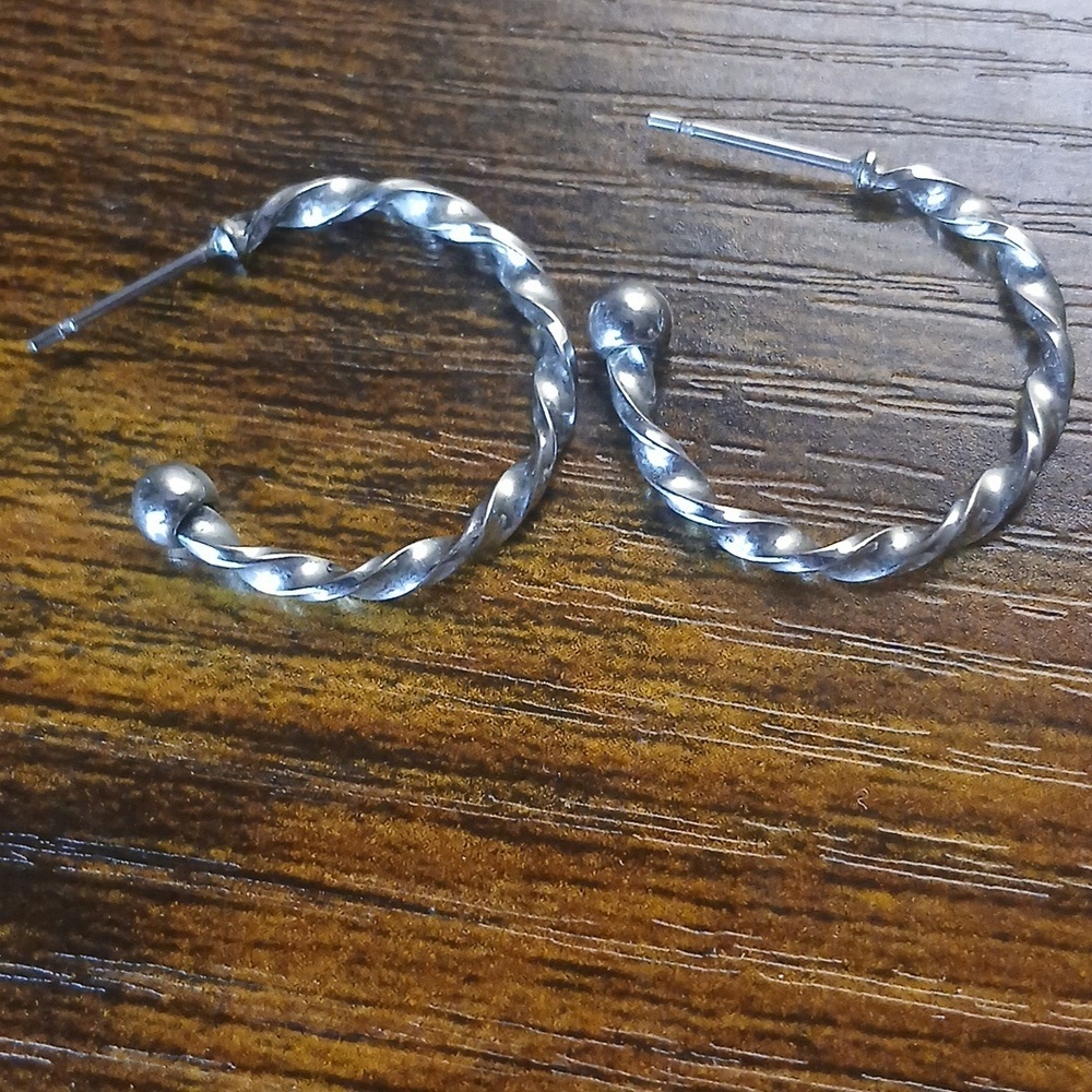 Sterling Silver Twisted 3/4"  hoop .75" silver Genuine high quality earrings